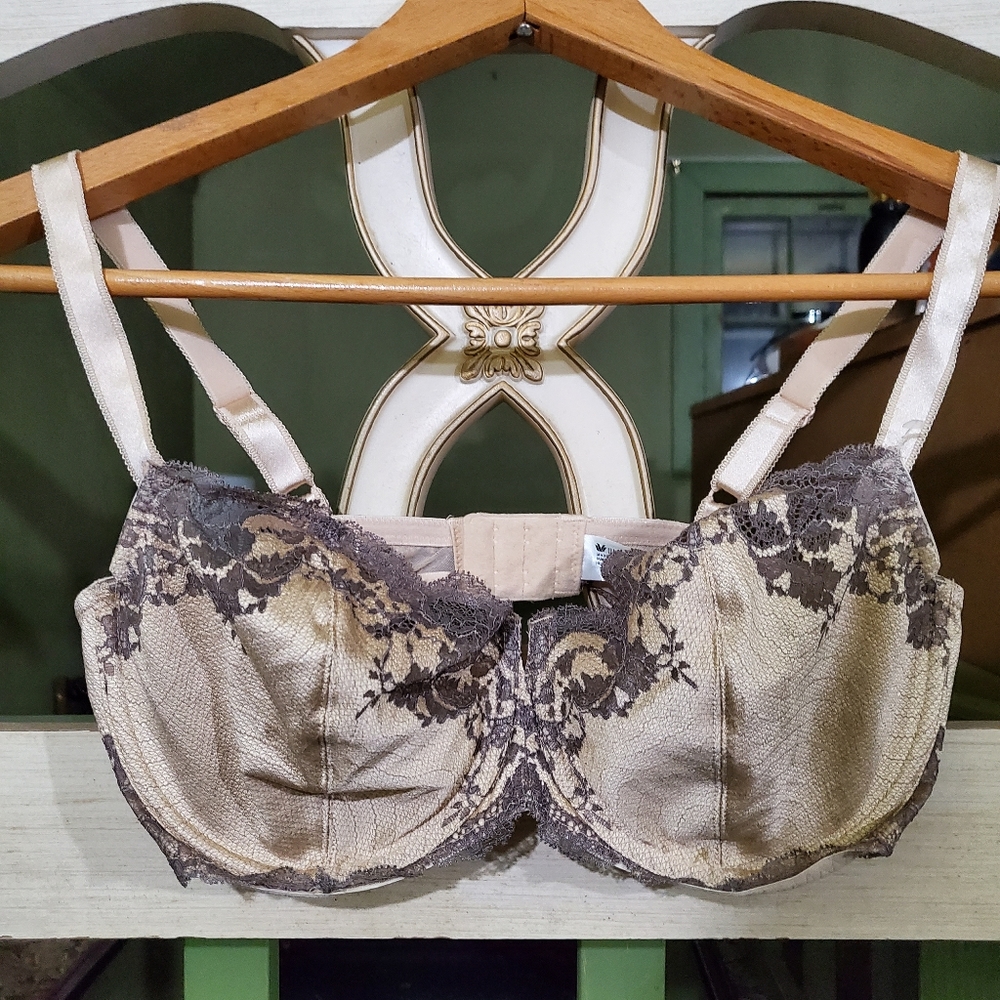 wacoal lace unlined bra